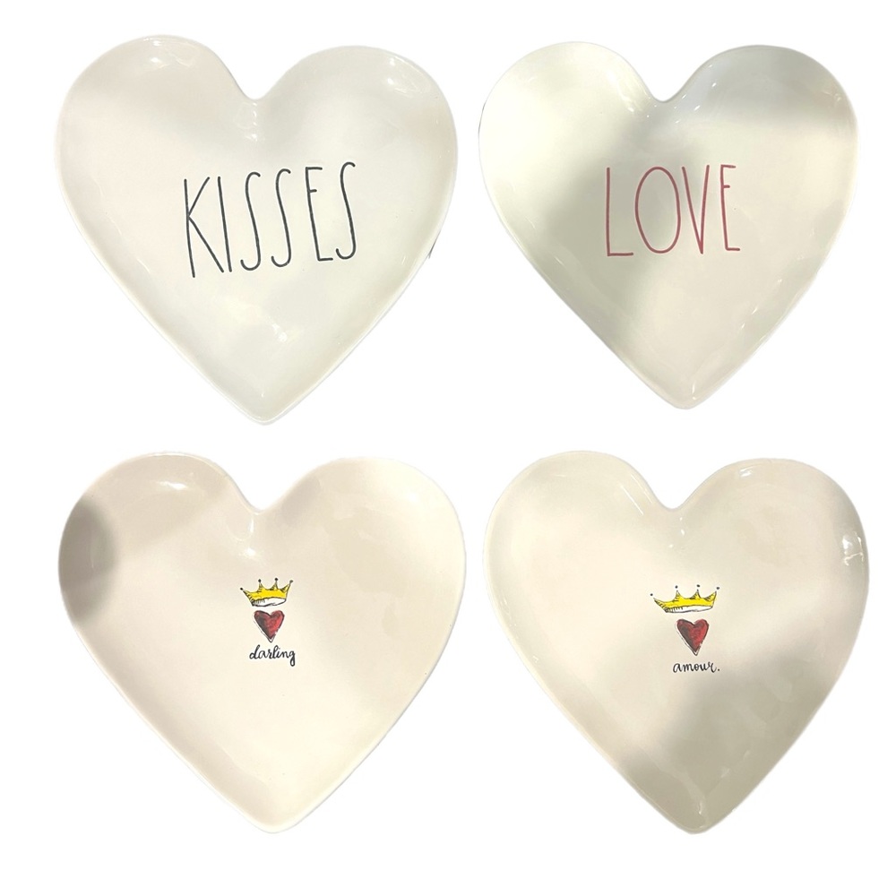 Set of 4 - Rae Dunn Valentine’s Heart Shaped Plates - NWT
